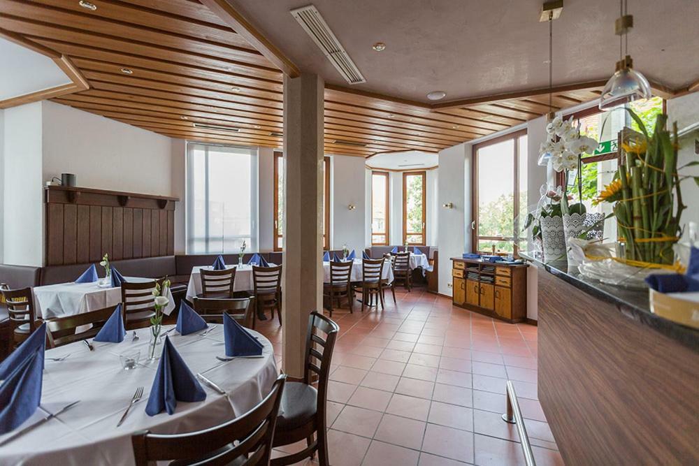Ristorante Mare Blu Hotel Bisingen Bagian luar foto